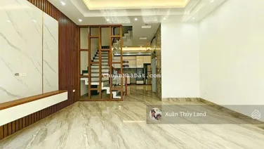 CHO THUÊ NHÀ NGUYÊN CĂN 5 TẦNG X 82M2 TẠI LÝ SƠN - NGỌC THỤY - LONG BIÊN