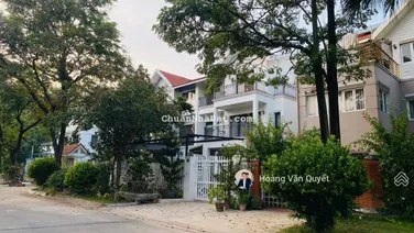Bán biệt thự hoàn thiện 242m2 Hoa Bằng Lăng Kđt Long Việt,đường 19.5m, mặt tiền 11m, giá bán 20.8T