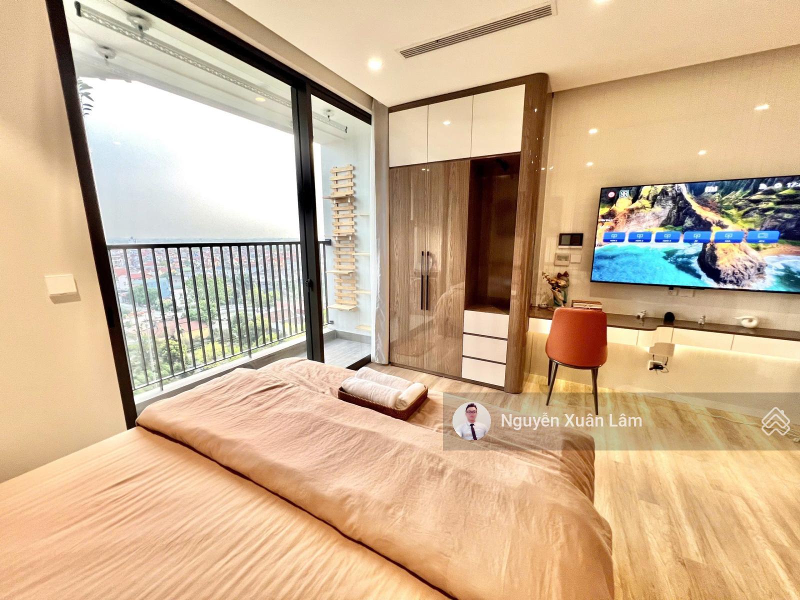 Cần cho thuê 32m2 full đồ đẹp view sông hồng giá rẻ 7 triệu toà Land Mark đẹp nhất Ecopark