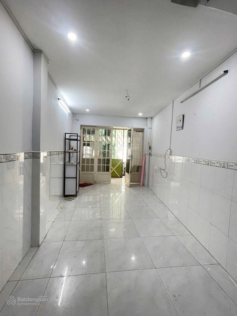 BÁN NHÀ HẺM 122 NGÔ GIA TỰ. P9.Q10.GIÁ 5.6 TỶ