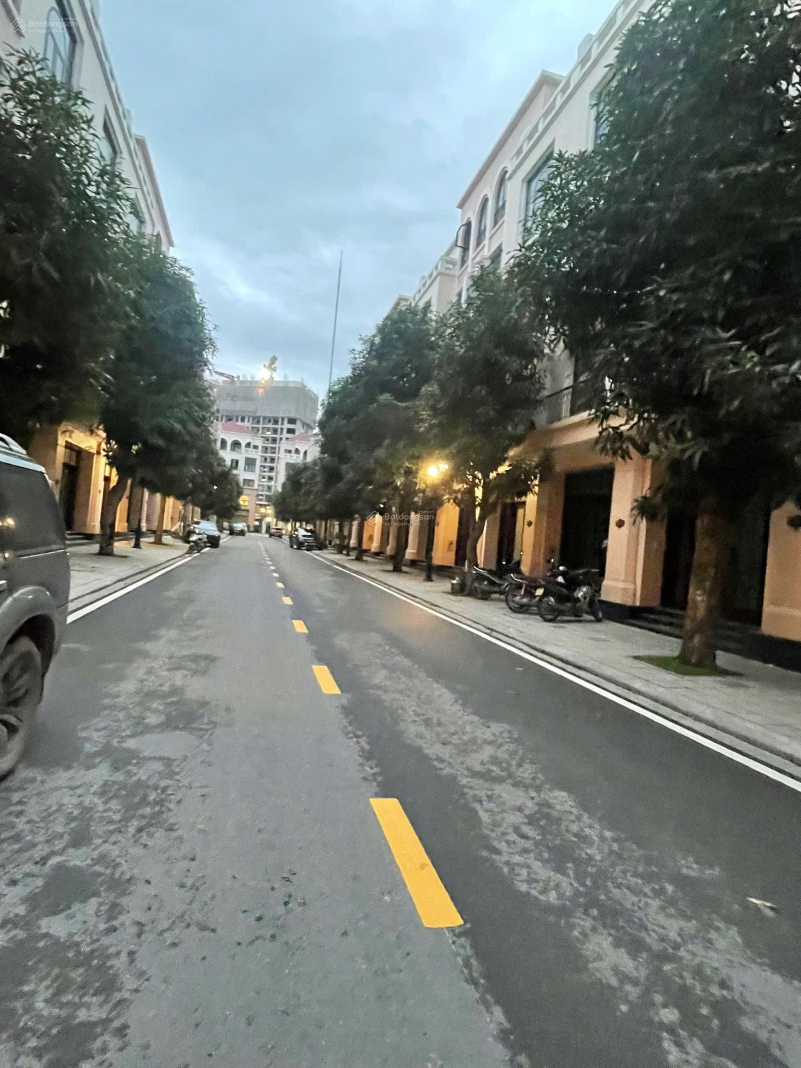 Giá 8,8 tỷ dt 65m hoàn thiện 2 tầng cam kết rẻ nhất Oceanpark 2 lh:0984 094 ***