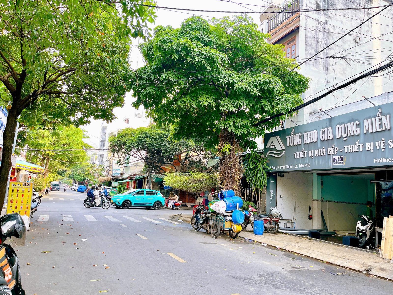 Bán cặp đôi mặt tiền đường 13met khu họ Lê, Quận Tân Phú. DT: 8x18met, 3 tấm kiên cố - 18 tỷ còn TL