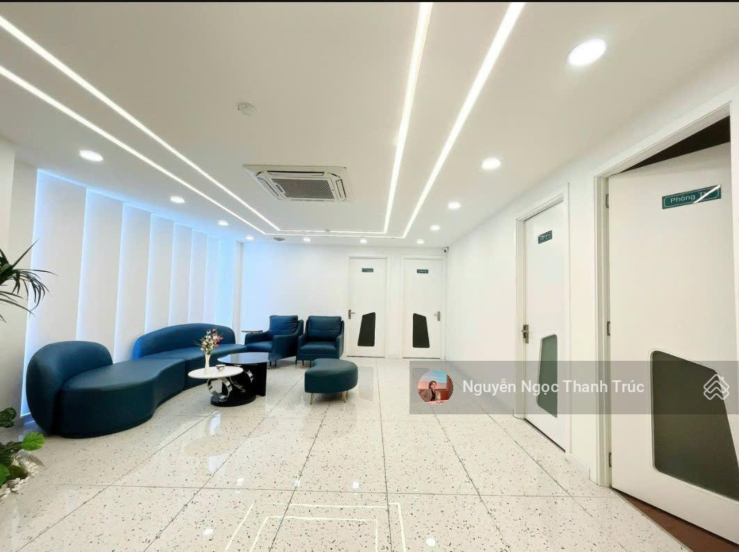 CHO THUÊ TÒA NHÀ MẶT TIỀN NGUYỄN XÍ BÌNH THẠNH -8 x 20m Kết cấu: Hầm + Trệt + 6 Lầu