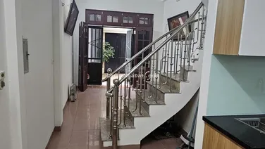 Hoa Lâm - Nguyên Căn 4 Ngủ - Full đồ - 10Tr