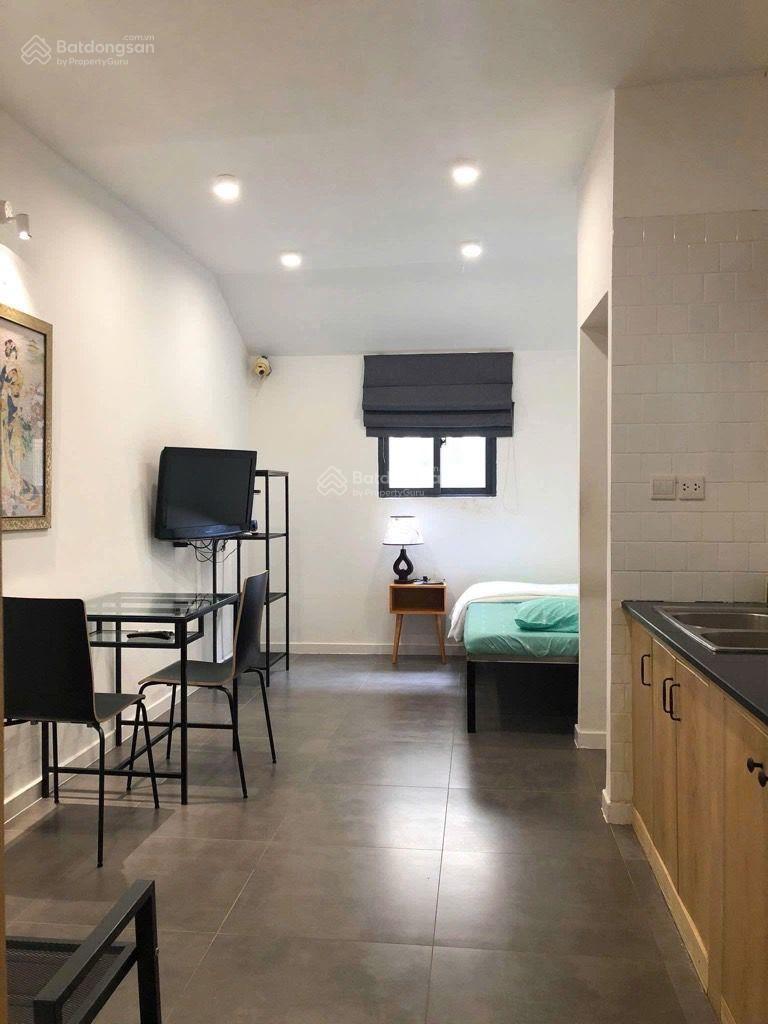 BÁN NHÀ HẺM 116 TÔ HIẾN THÀNH. P15.Q10. GIÁ 6.8 TỶ. TẶNG FULL NỘI THẤT