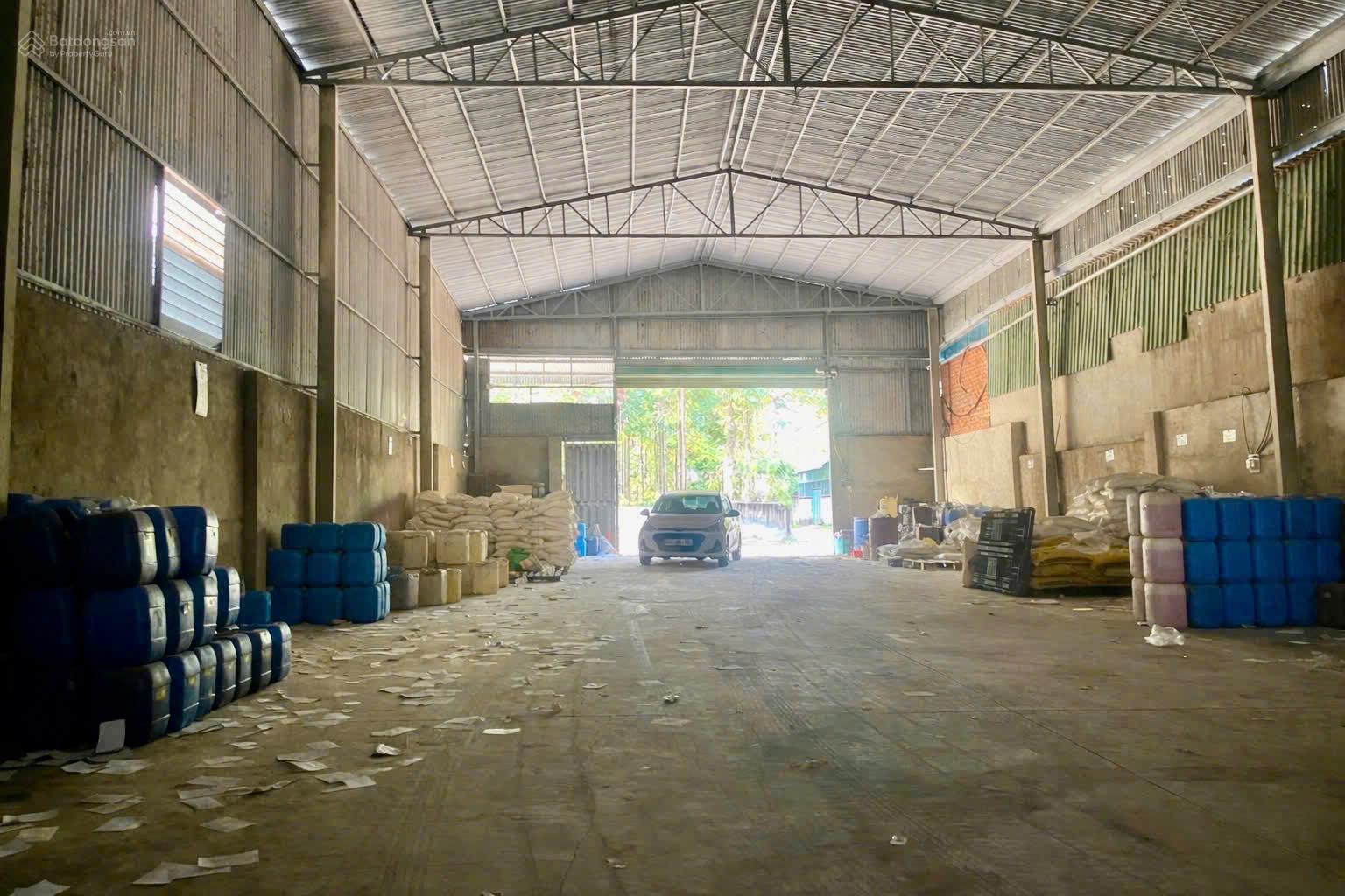 Cho thuê xưởng 500m2 giá rẻ chỉ 20 triệu. Trảng Dài - Đồng Nai: 0375 854 ***