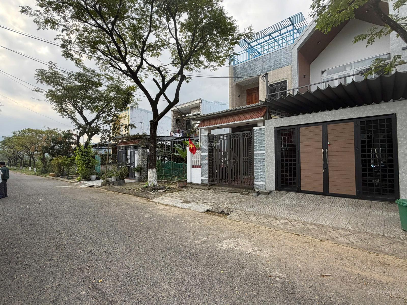 Làm việc chính chủ cần bán lô đất đường 7.5m lề 3m tại Khu TDC Hoà Ninh 2 giá chỉ 2.290 triệu.