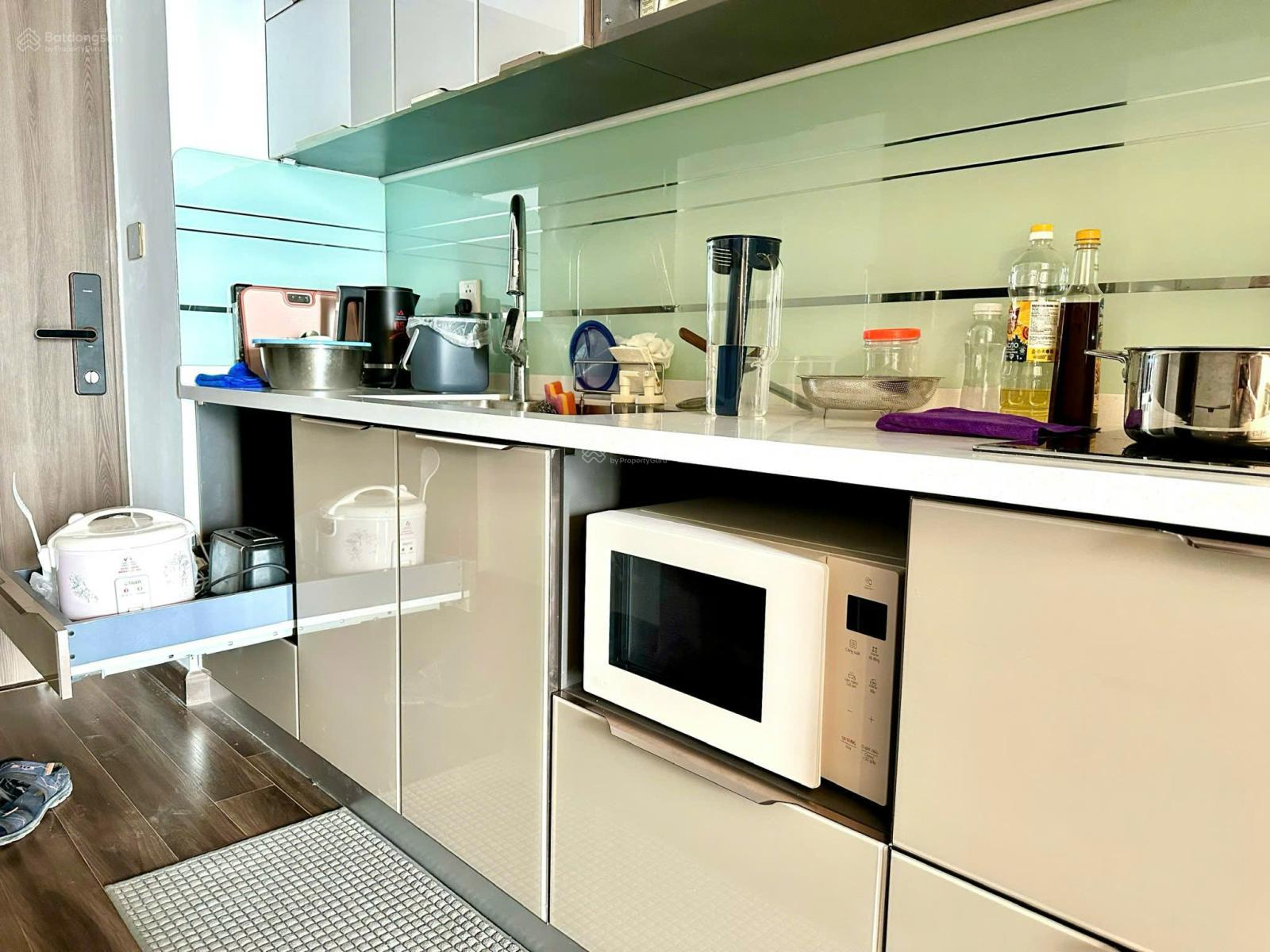 Bán căn hộ 2PN, 1WC tại Hoàng Huy Commerce, giá ưu đãi 2,55 tỷ, 58m2 - full đồ - có sổ đỏ