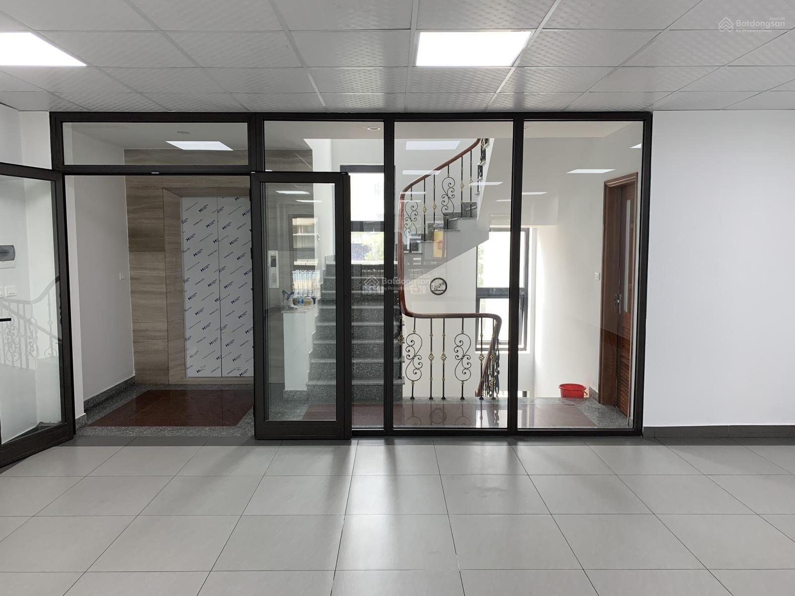 Chủ nhà cho thuê gấp văn phòng Khương Đình 60m², giá 9 triệu văn phòng đẹp Chủ nhà cho thuê gấp văn phòng Khương Đình 60m², giá 9 triệu văn phòng đẹp