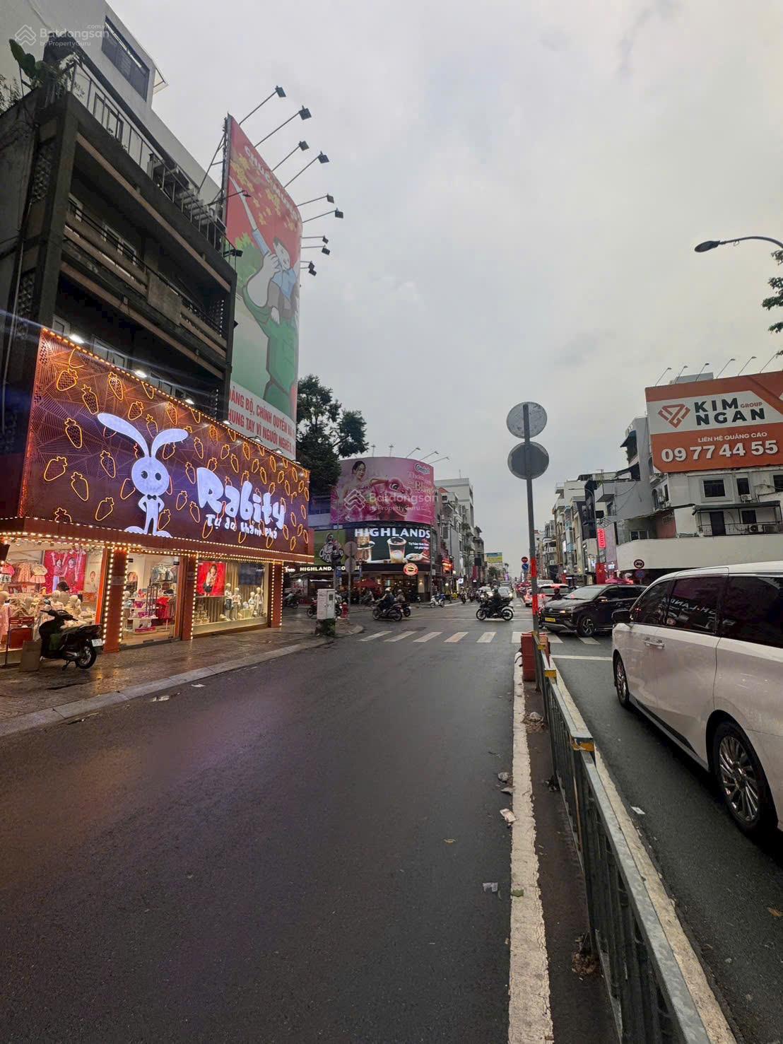 Cần bán nhà MT Hai Bà Trưng P.Võ Thị Sáu, Q3. DT: 8.5x26m, 3 tầng. Gía bán 179,9 Tỷ bớt lộc Cần bán nhà MT Hai Bà Trưng P.Võ Thị Sáu, Q3. DT: 8.5x26m, 3 tầng. Gía bán 179,9 Tỷ bớt lộc