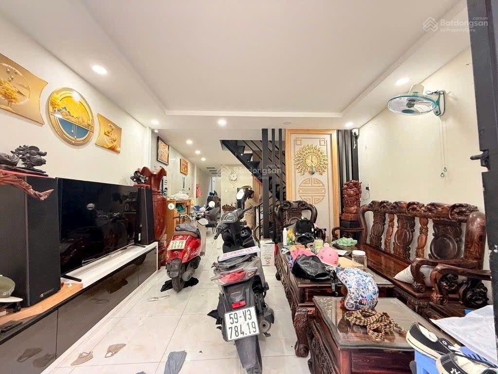 86m2 (4,3x18m. Nở hậu 4,8m). 2 tầng. Chỉ 6tỷ6. Ngay Mercedes Quang Trung, P8, Gò Vấp. Gần công viên