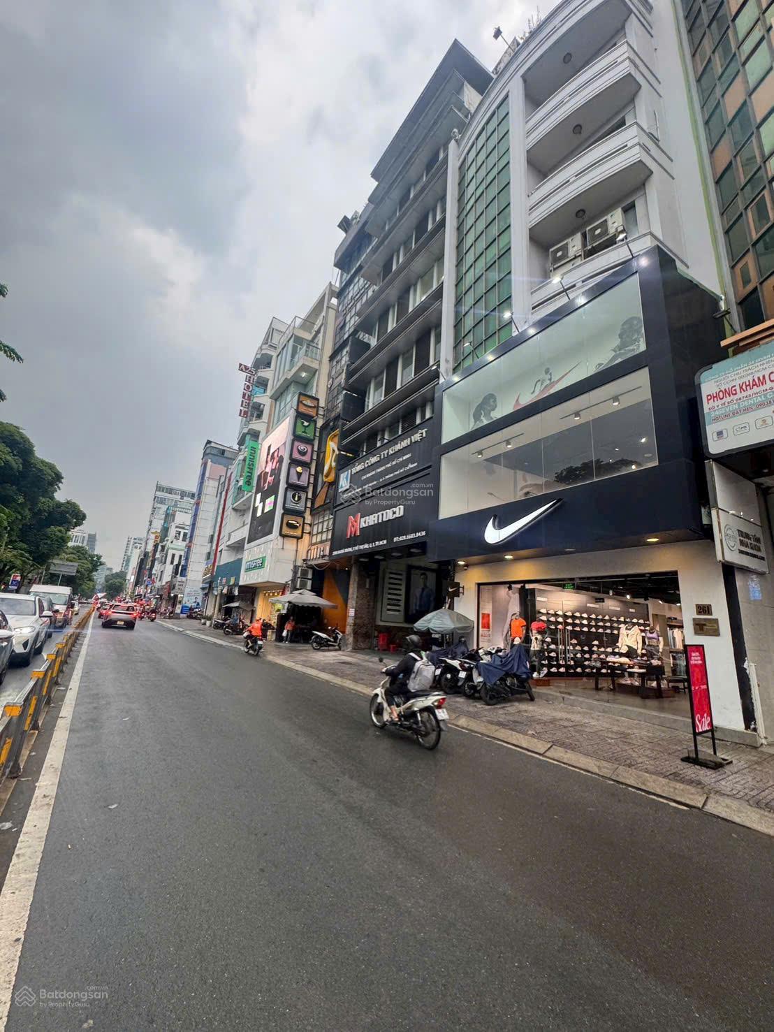 Cần bán Toà nhà MT Hai Bà Trưng ngay công viên Lê Văn Tám. DT: 7.1x27m, NH:14m. Hầm 8 Tầng.