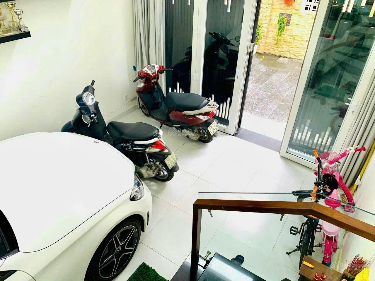 Cần bán nhà đẹp khu trung tâm Lê Quang Định DT 4x15M lửng 4 lầu giá 13.1 tỷ TL Cần bán nhà đẹp khu trung tâm Lê Quang Định DT 4x15M lửng 4 lầu giá 13.1 tỷ TL