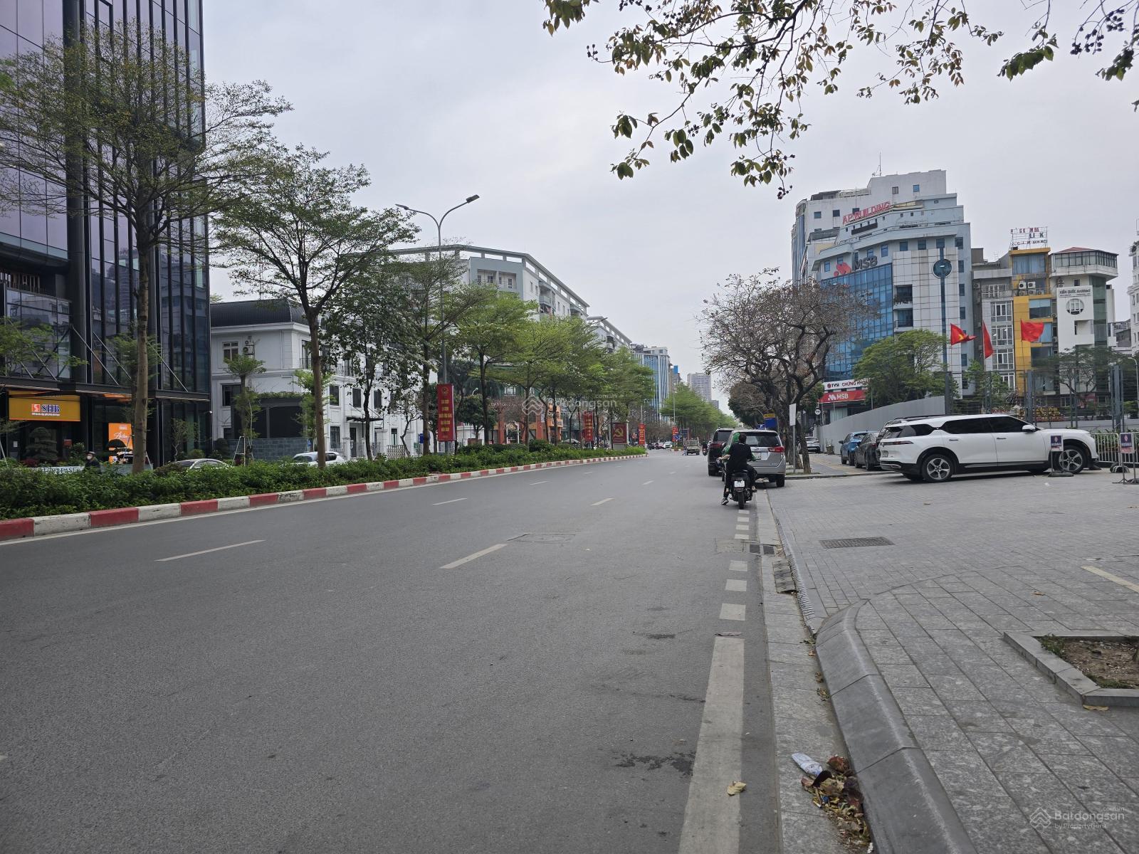 Bán Nhà mặt phố Đào Tấn, Ba Đình, Hà Nội, DT 130m2, MT 11m, 4 tầng, 80 tỷ