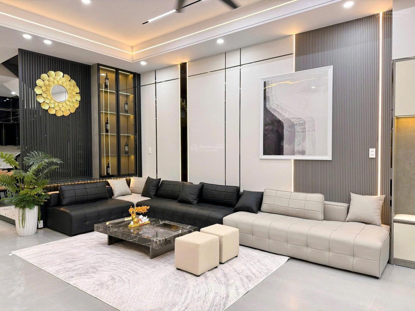 Bán nhà đường Lạc Long Quân, phường 8, quận Tân Bình (4*28) 7PN hơn 7 tỷ