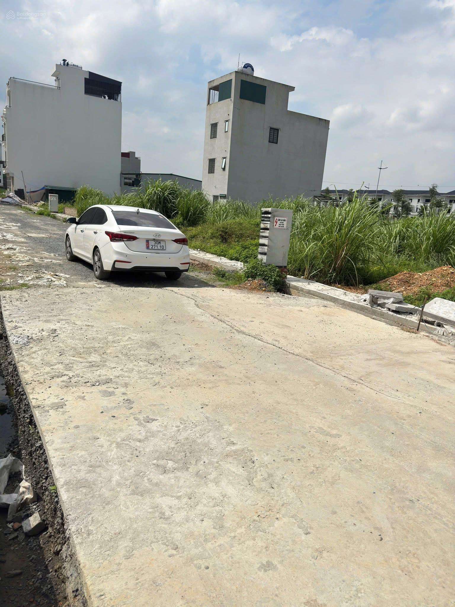 Bán lô DV 52.5m2 khu 4.5ha Vân Canh, Sơn Đồng giá cực sốc