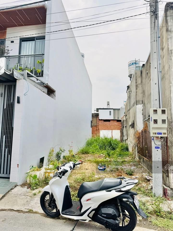 BÁN ĐẤT P. HỐ NAI - GẦN GIÁO XỨ PHÚC LÂM
- Vị trí đẹp, Cách đường Lê Đại Hành chỉ 50m