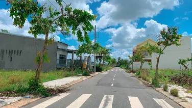 Kẹt tiền cần bán gấp lô đất 80m2 ở KDC An Nhiên Graden mặt tiền đường Huỳnh Châu Sổ giá 900tr, SHR