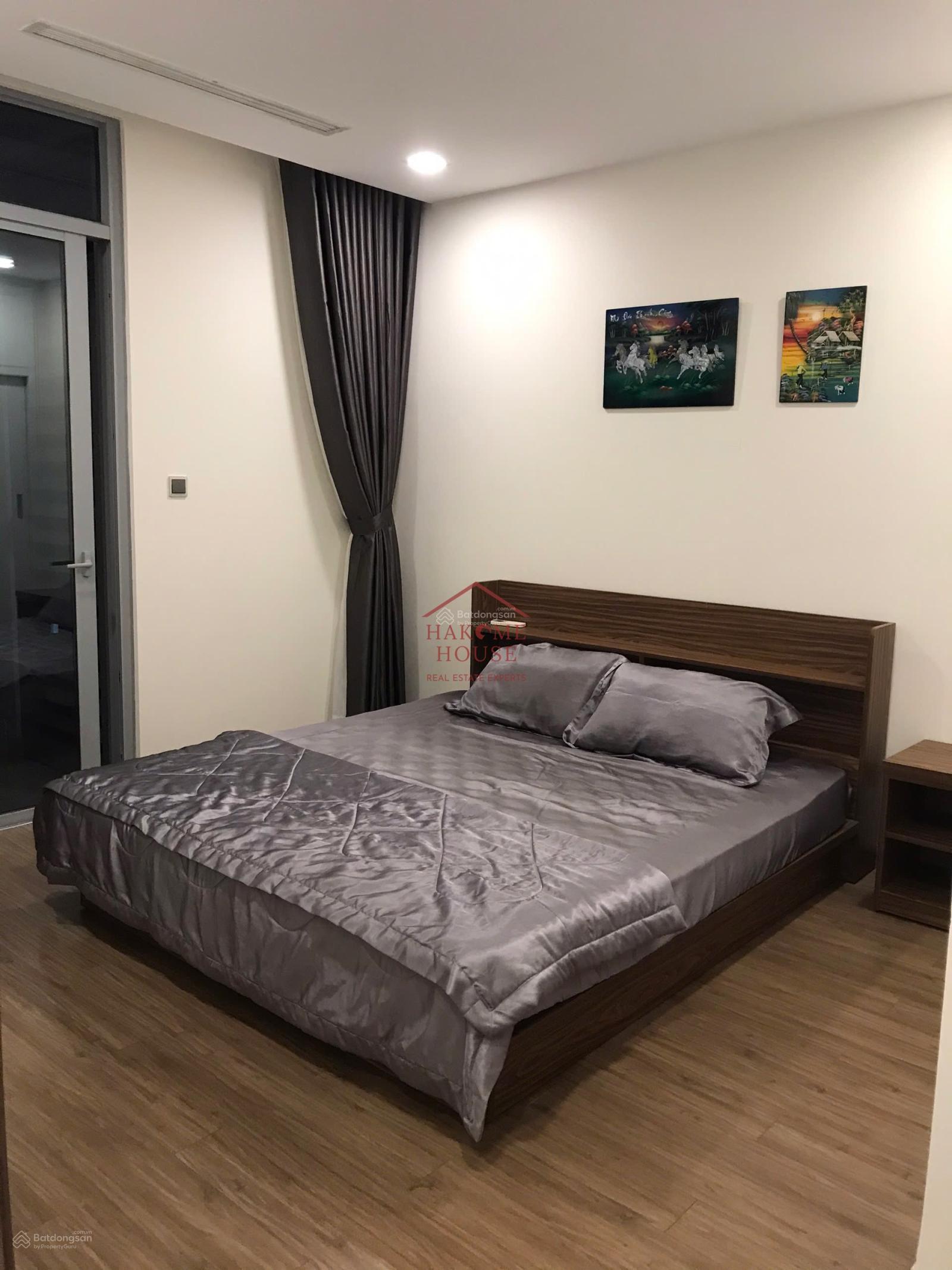 Bán căn hộ 1PN khu Park diện tích lớn 56m2, sẵn nội thất cao cấp, view xéo sông thoáng mát Bán căn hộ 1PN khu Park diện tích lớn 56m2, sẵn nội thất cao cấp, view xéo sông thoáng mát