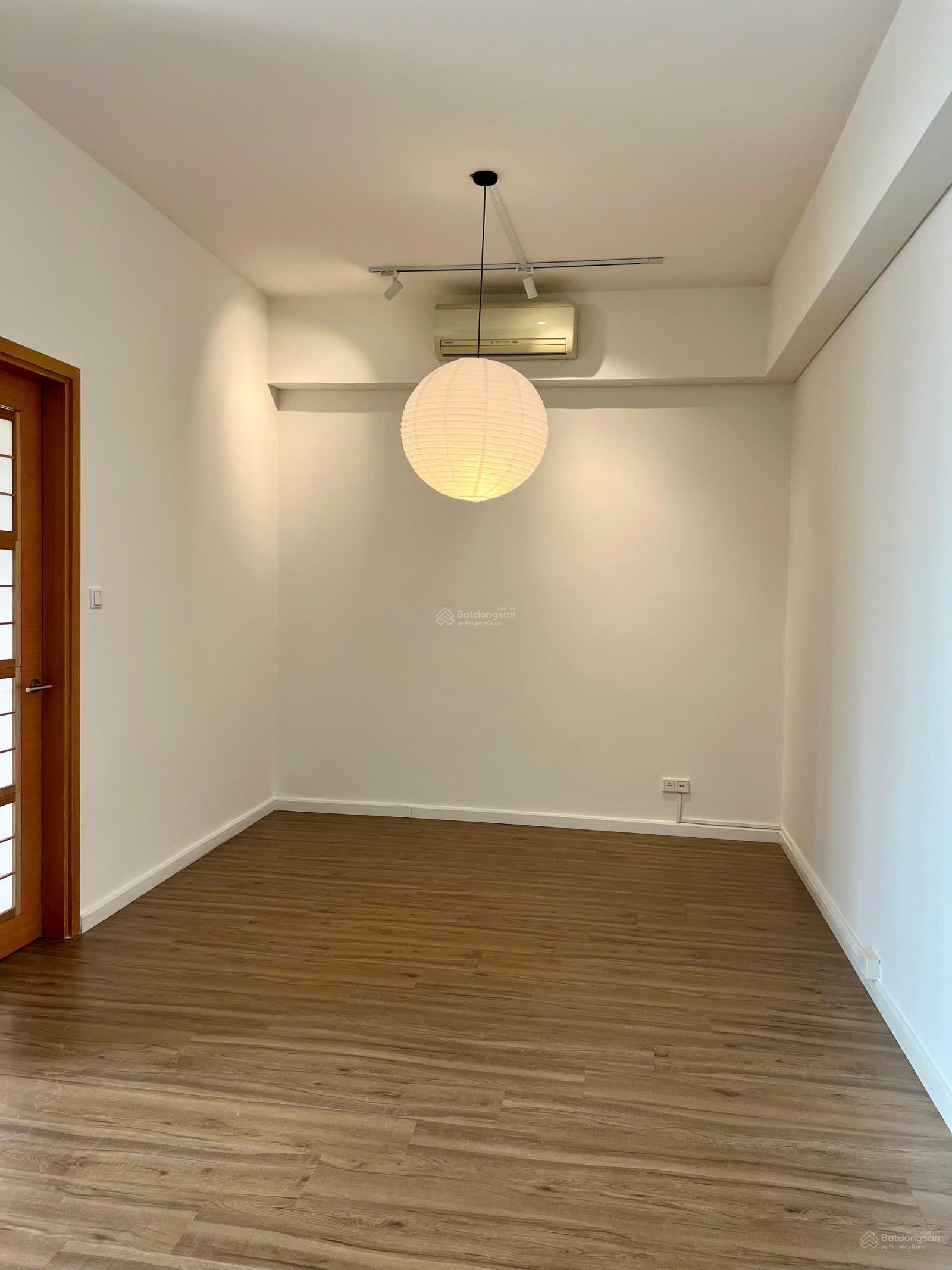 Căn hộ view sông trực diện cần bán, đang có hợp đồng thuê