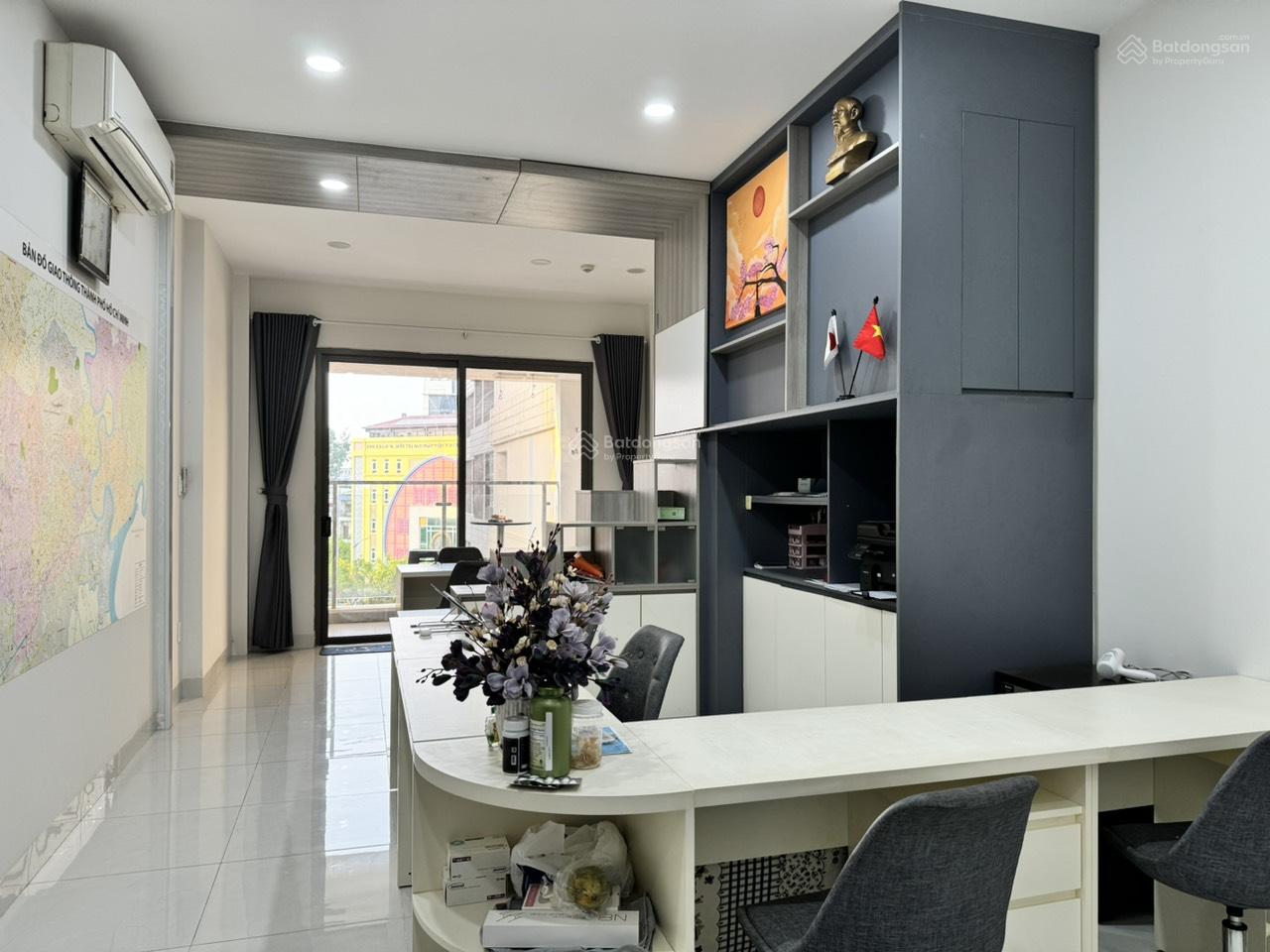 Cho thuê căn hộ CC tại Xi Grand Court, quận 10. DT 70 m2, 2PN + 2WC giá 15tr LH 0907 909 *** Hùng