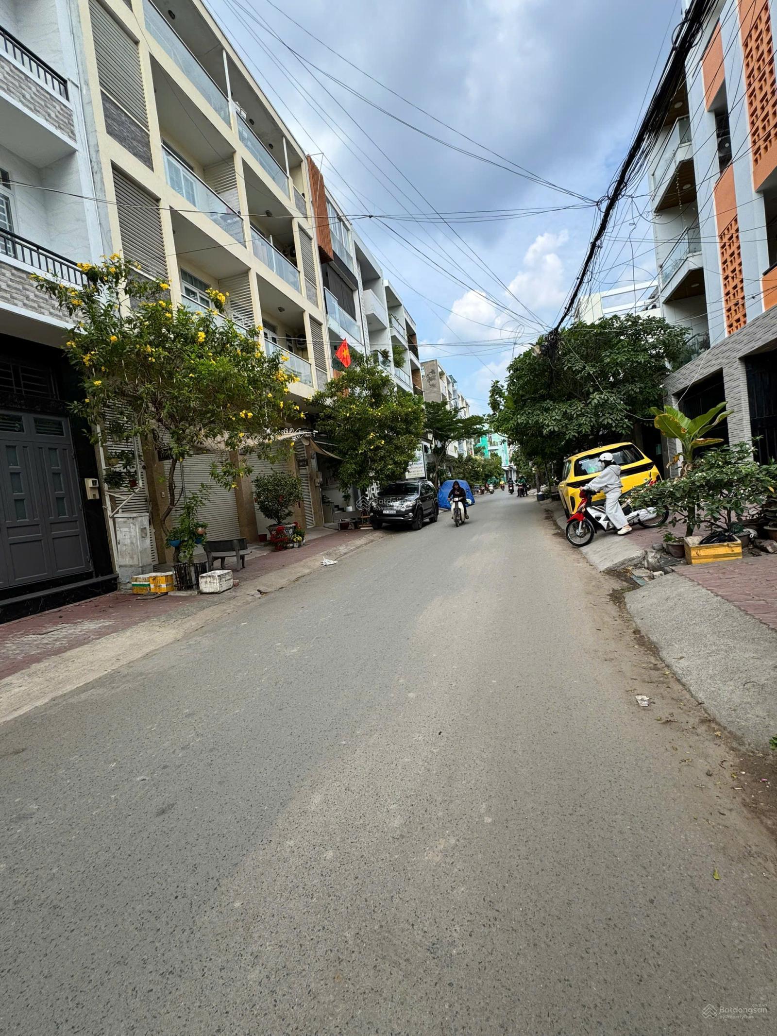 Cần bán nhà đẹp Phường 13 Bình Thạnh Hẻm xe hơi 4x20m 5 tầng mới giá 12.9 tỷ TL