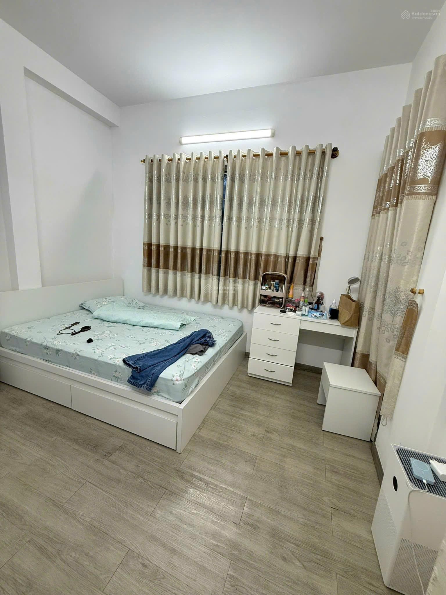 Bán căn hộ An Lộc 2, DT 62m2, 2PN, căn góc, nhà làm lại mới. Sổ hồng. Giá tốt 3.7 tỷ. Tặng NT đẹp