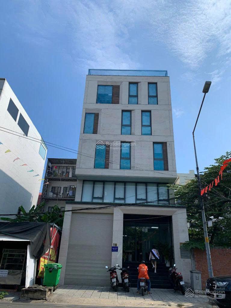 VỊ TRÍ VÀNG - MT Nguyễn Trãi, Quận 1 - DT 6.5 x 20m - 5 Tầng - HĐT 192Triệu/Tháng - Giá bán 60 Tỷ