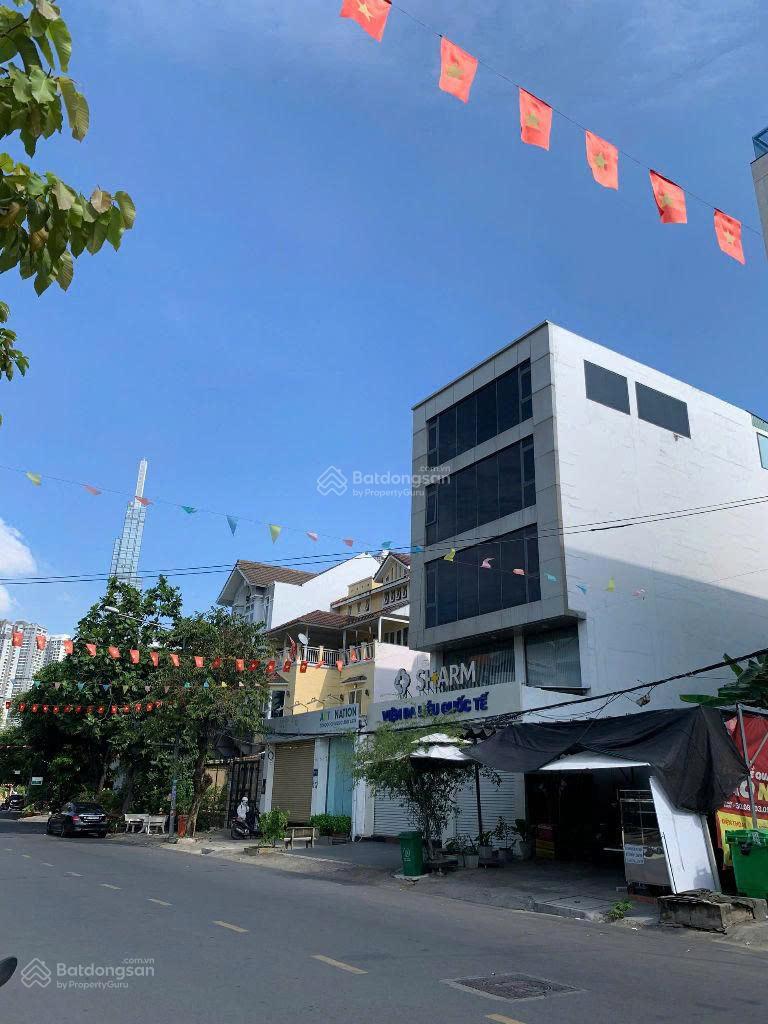 VỊ TRÍ VÀNG - MT Nguyễn Trãi, Quận 1 - DT 6.5 x 20m - 5 Tầng - HĐT 192Triệu/Tháng - Giá bán 60 Tỷ