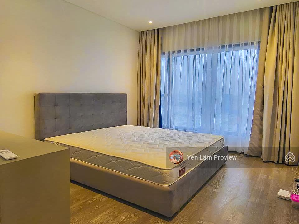 Căn hộ bán tại The Marq Quận 1 tầng cao gồm 3 phòng ngủ view đẹp diện tích 108m2 Căn hộ bán tại The Marq Quận 1 tầng cao gồm 3 phòng ngủ view đẹp diện tích 108m2