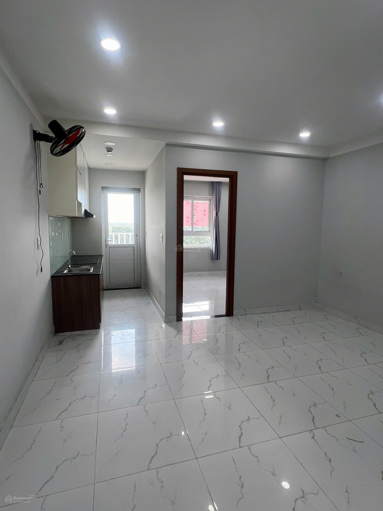 Băn căn hộ Phúc Đạt 50m2 2PN 1WC không nội thất giá 1tỷ250 lầu cao