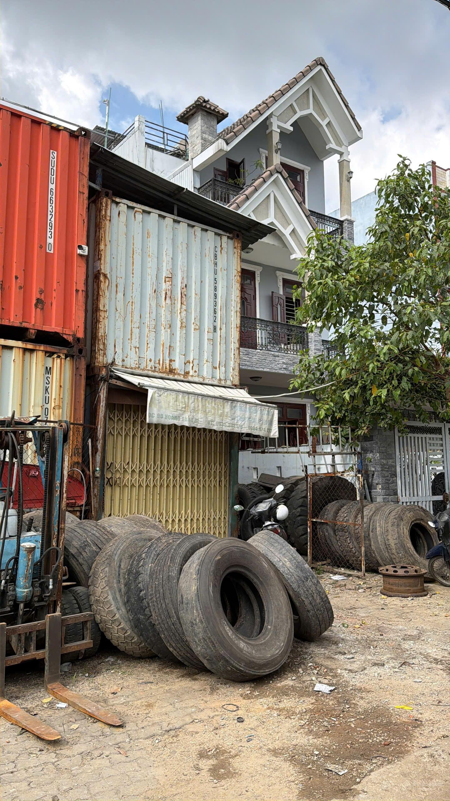 Bán đất MT Hoàng Tăng Bí đường 10m5m ngay bến xe trung tâm