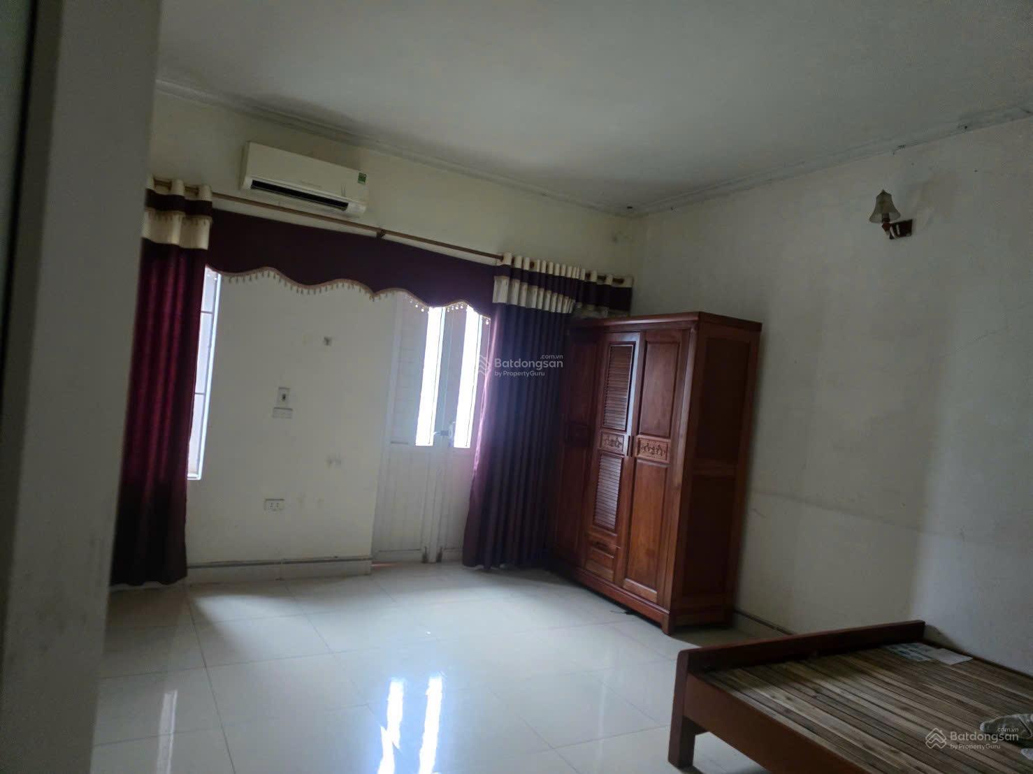 Chính Chủ gửi bán nhà liền kề đồng xép đt 100m có nhà 4 tầng chỉ việc đến ở