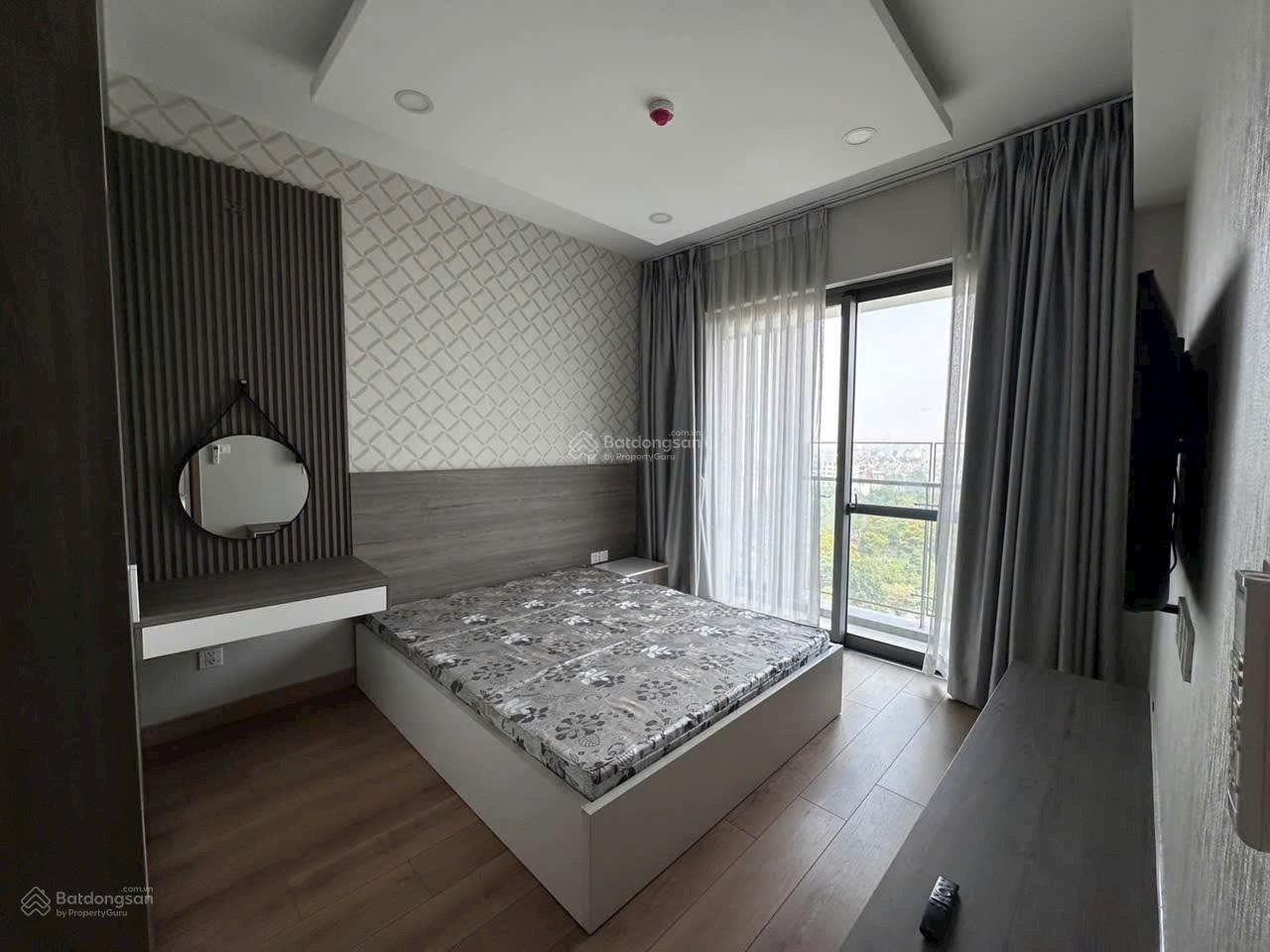 Chính chủ cần bán nhanh căn hộ Dockland DT 125m2, 3PN, Giá 6ty4 nhà có 2 ban công 0938 607 ***