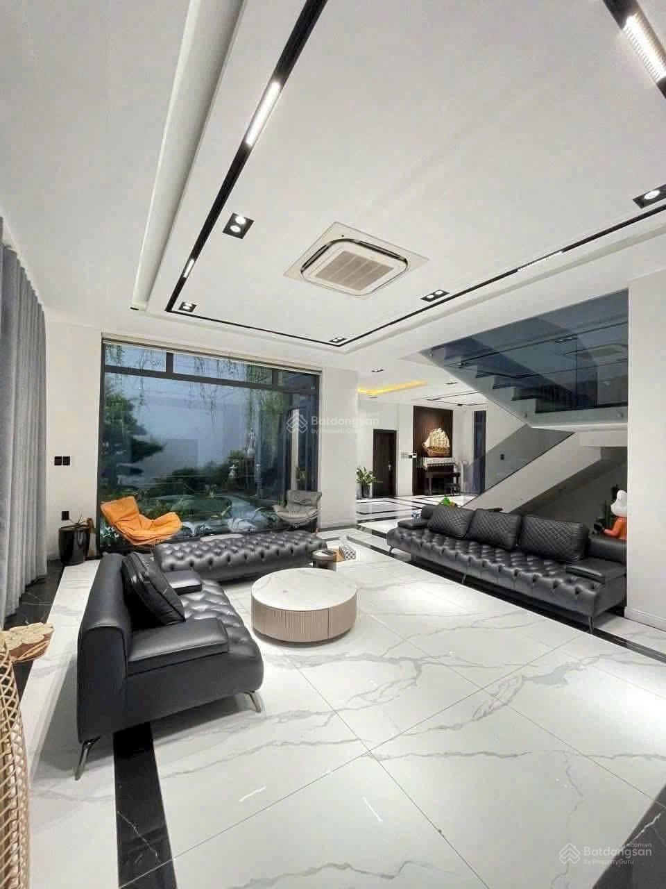 CHO THUÊ BIỆT THỰ 1000m2 SÂN VƯỜN HỒ BƠI