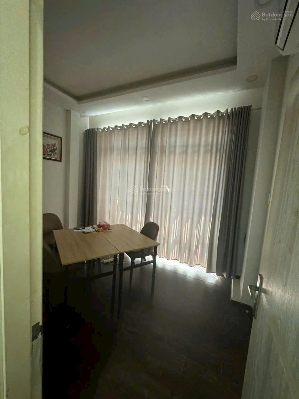 Cho thuê nhà hẽm xe hơi đường số Lý Phục Man Cho thuê nhà hẽm xe hơi đường số Lý Phục Man