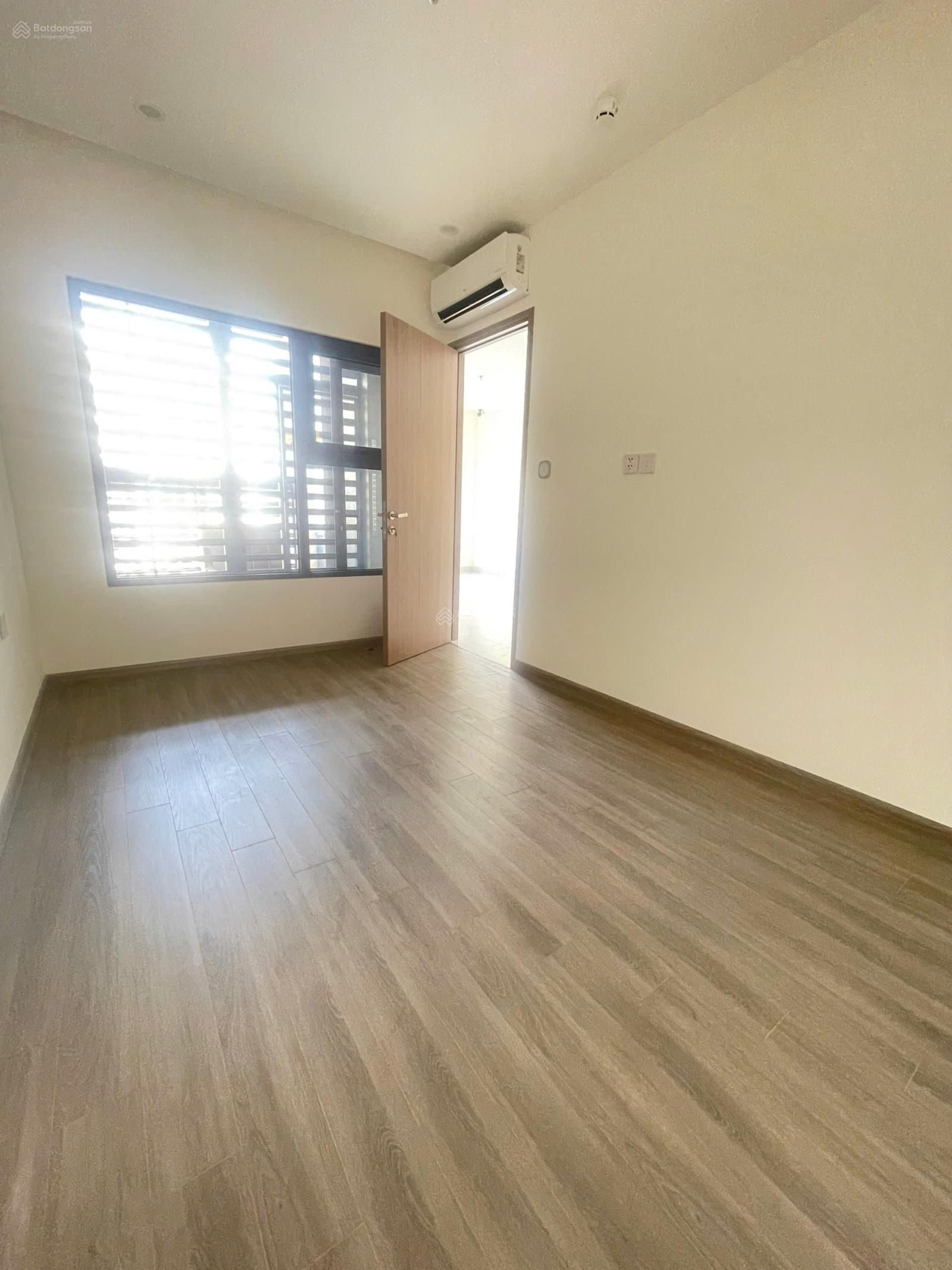 Bán 2 phòng ngủ diện tích lớn 66,5m2, tầng trung, view thoáng giá chỉ còn 3,1 tỷ bao VAT