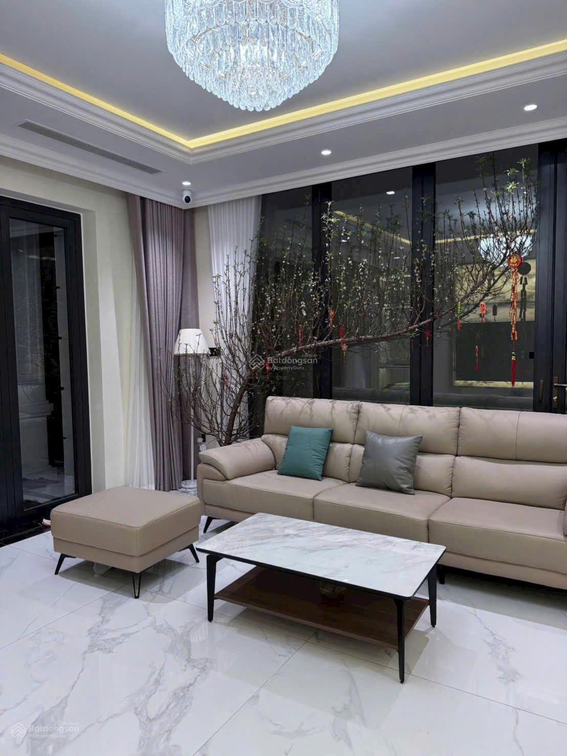 Rẻ nhất Thảo Điền! Biệt thự đẹp 3 lầu thiết kế 7PN, 7WC, khai thác dòng tiền nhanh chỉ 48 tỷ