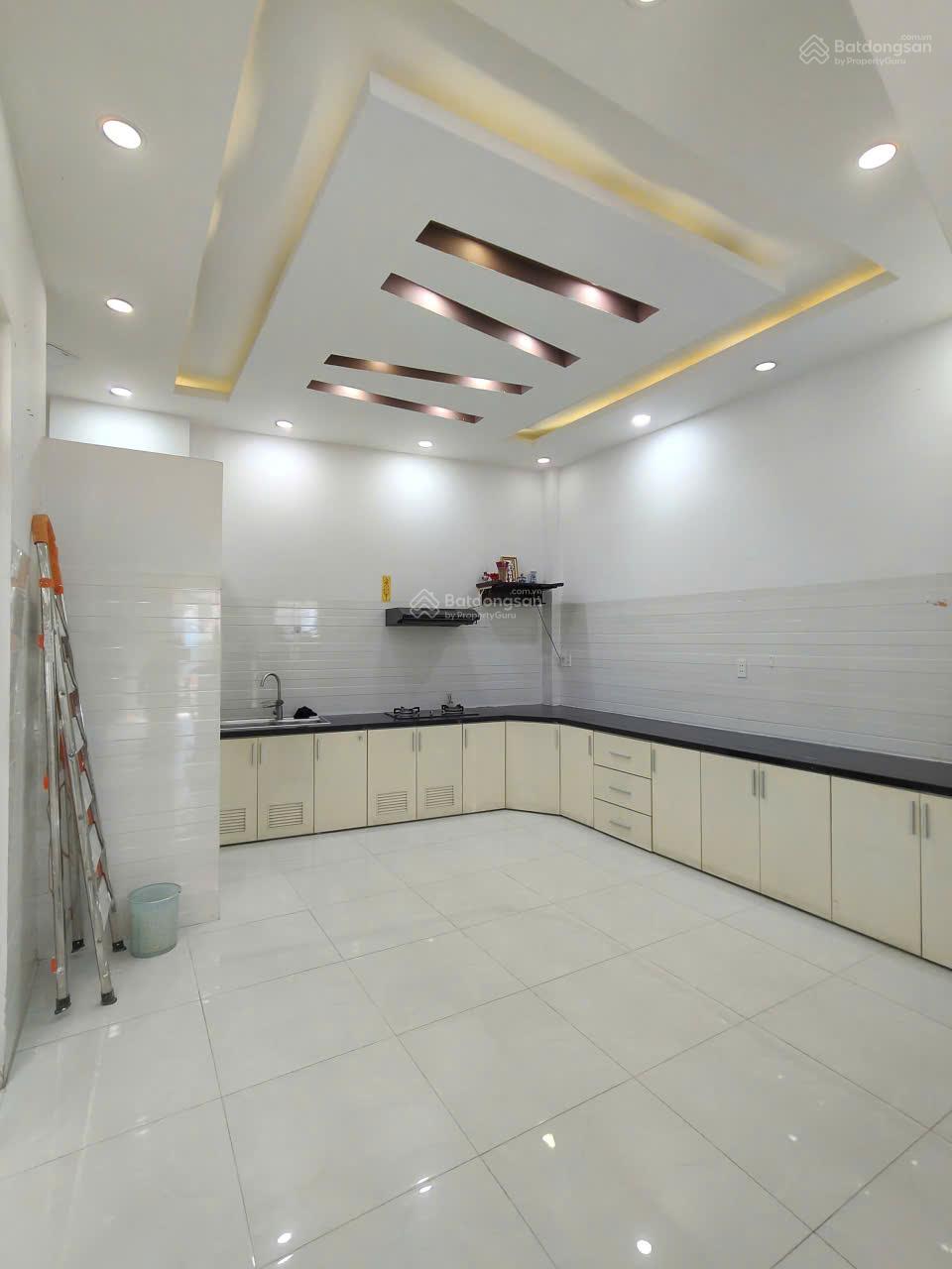 Nhà mới cho thuê tại 791 Trần Xuân Soạn