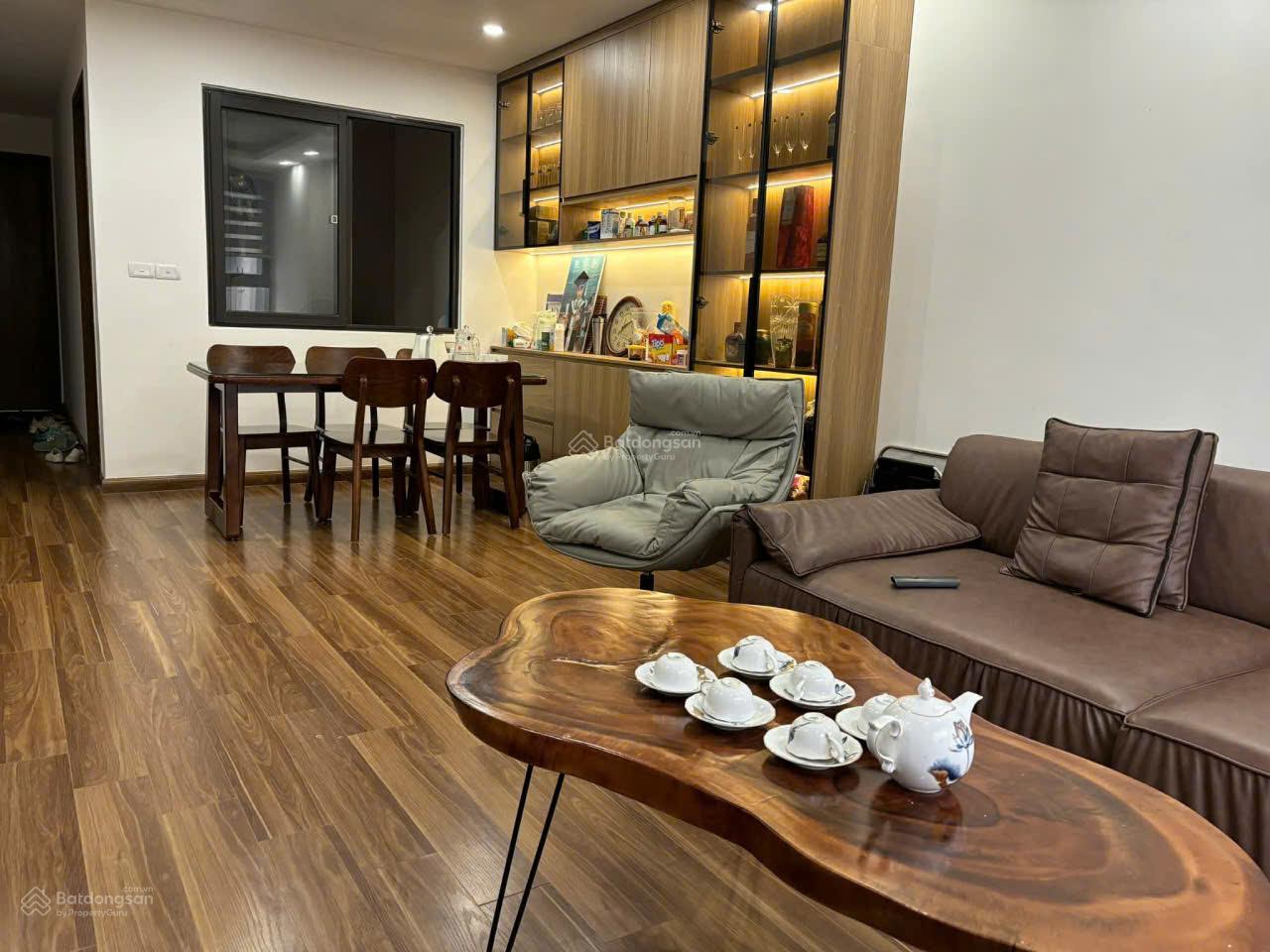 Cho thuê CC đẹp, đầy đủ nội thất, 82m2, 8,5 triệu ở Khu đô thị mới Linh Đàm, Q.Hoàng Mai Tòa CT2