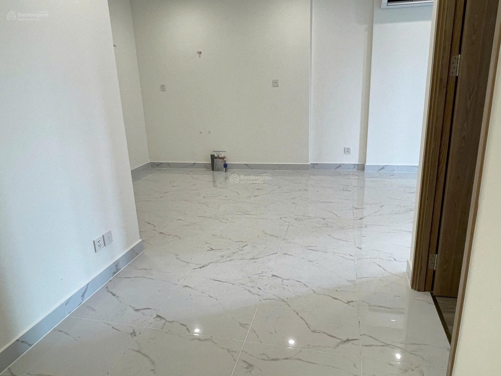 Chuyển nhượng 1PN+1 46.5m2 View hồ bơi. Giá 4.6 tỷ tại Beverly Solari. Liên hệ 0828 030 *** Thiện