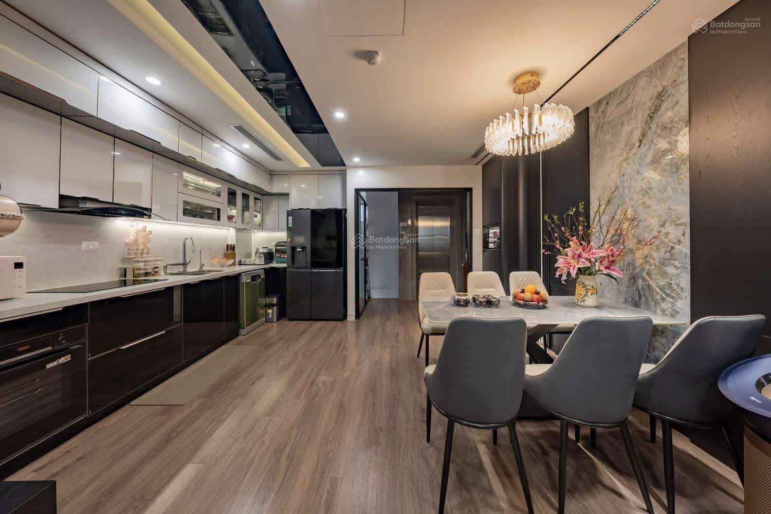 Bán nhà HXH Bàu Cát, phường 11, Tân Bình (4,5x25m) 5 tầng 9PN thang máy; chỉ hơn 13 tỷ