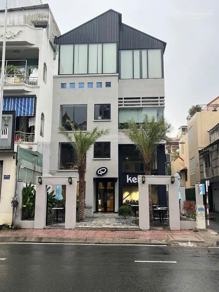 Góc 2 MT Thương hiệu - Trần Hưng Đạo, Quận 1 - DT 4.7 x 18m - 4 Tầng - HĐT 145Tr/Tháng - Giá 47 Tỷ