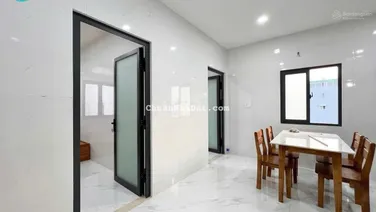 BÁN NHÀ NGUYỄN XÍ - P13 BÌNH THẠNH (CŨ) - 6 TẦNG 10PN CHO THUÊ - 2 XE HƠI NÉ NHAU