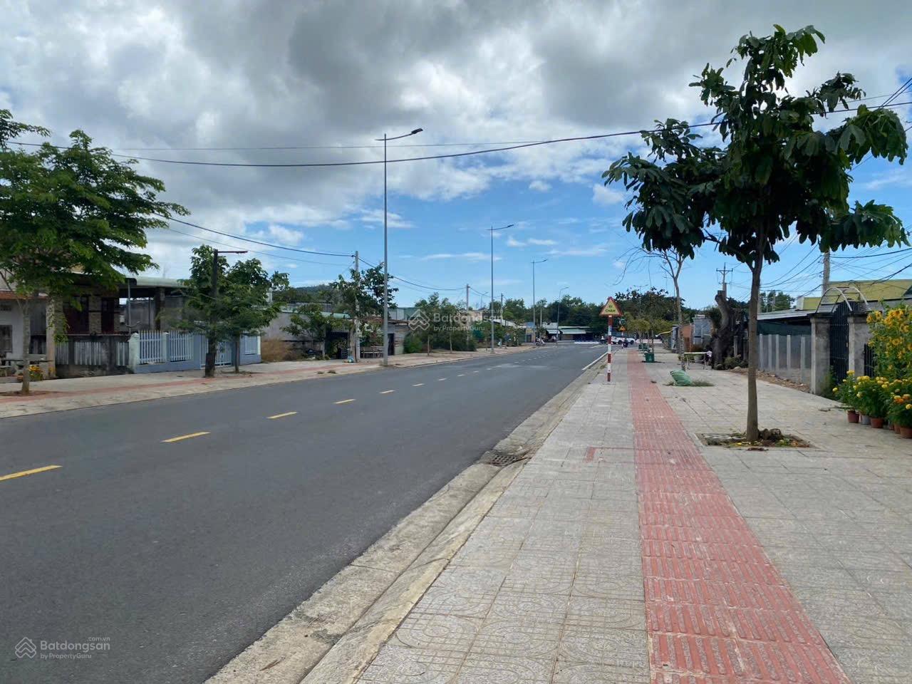 Bán nhà mặt tiền đường Xuyên Phước Cơ, Phước Bửu, Xuyên Mộc, BRVT, 152m2, 2.55 tỷ