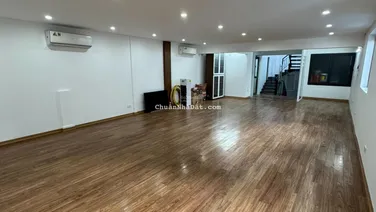 Cho thêu văn phòng 80m2/tầng như hình, sàn thông, phù hợp văn phòng, phòng tập., kd online