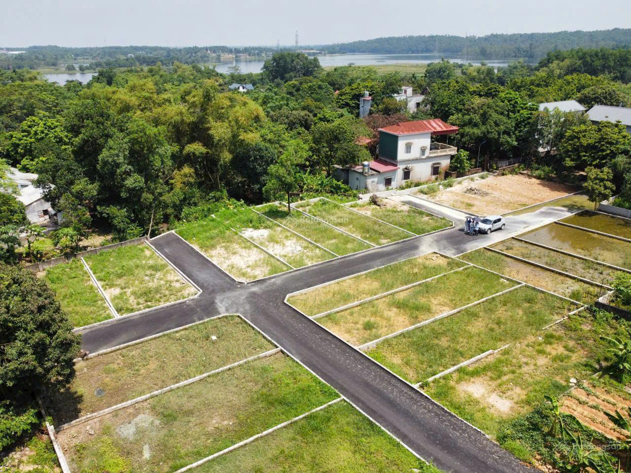 Hơn 1 tỷ mua được đất Hà Nội gần 2 trường Đại học xây trọ là có dòng tiền ngay!0971 125 *** Hơn 1 tỷ mua được đất Hà Nội gần 2 trường Đại học xây trọ là có dòng tiền ngay!0971 125 ***