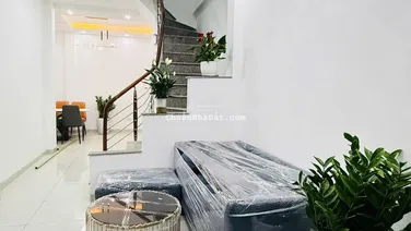 Chủ nhà ngộp lãi ngân hàng cần bán gấp nhà 4 tầng Tổ 5 Yên Nghĩa - Giá mềm. 0972 899 ***