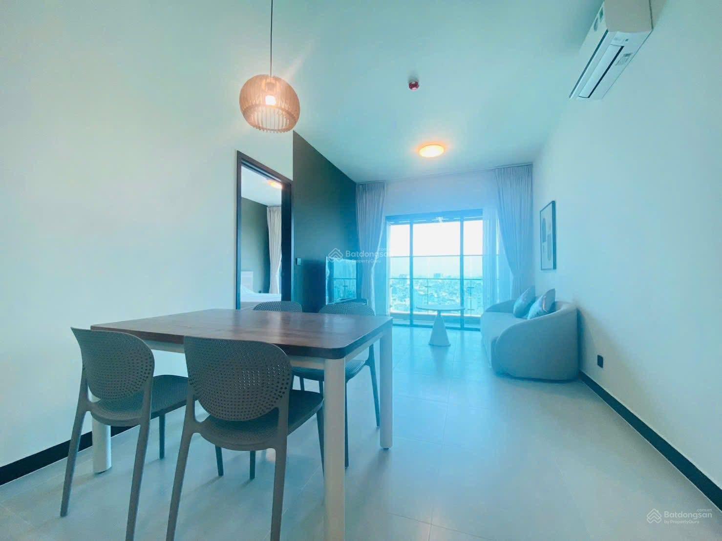 Cho thuê CC De La Sol, 25 triệu, 84m2, 2PN, 2WC bao đẹp, view sông pháo hoa, nhà mới thoáng đẹp