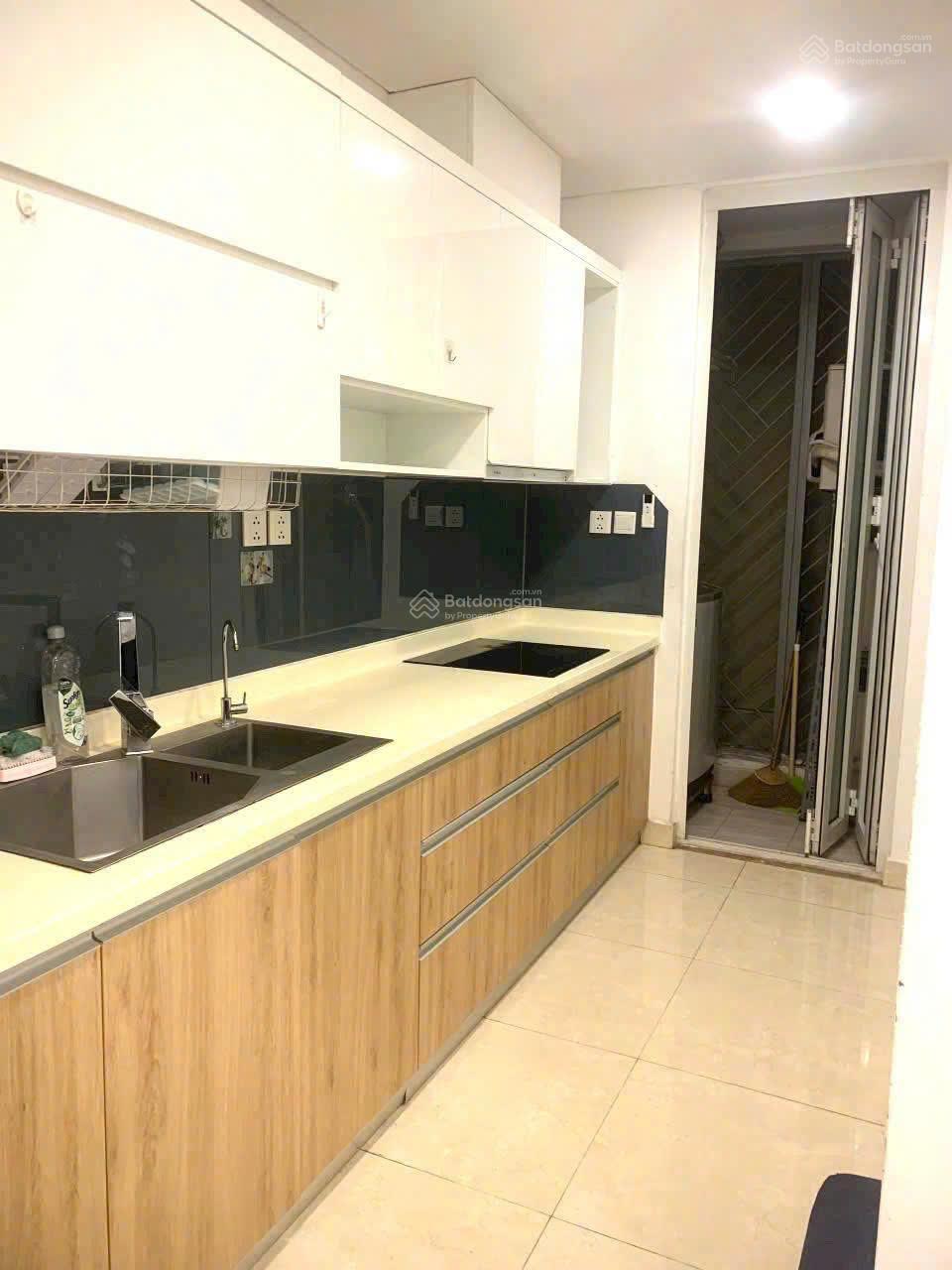 CĂN HỘ NHƯ ẢNH : 12 TRIỆU CÓ TL ,CĂN GÓC- LOGIA RIÊNG - NỘI THẤT CƠ BẢN, 2PN 2WC , ĐẦY GIỎ HÀNG